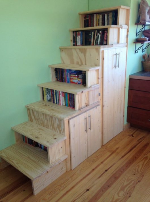 Небольшой дом Шон и Уолли • Журнал об Эффективном Доме Небольшой дом Шон и Уолли - система хранения